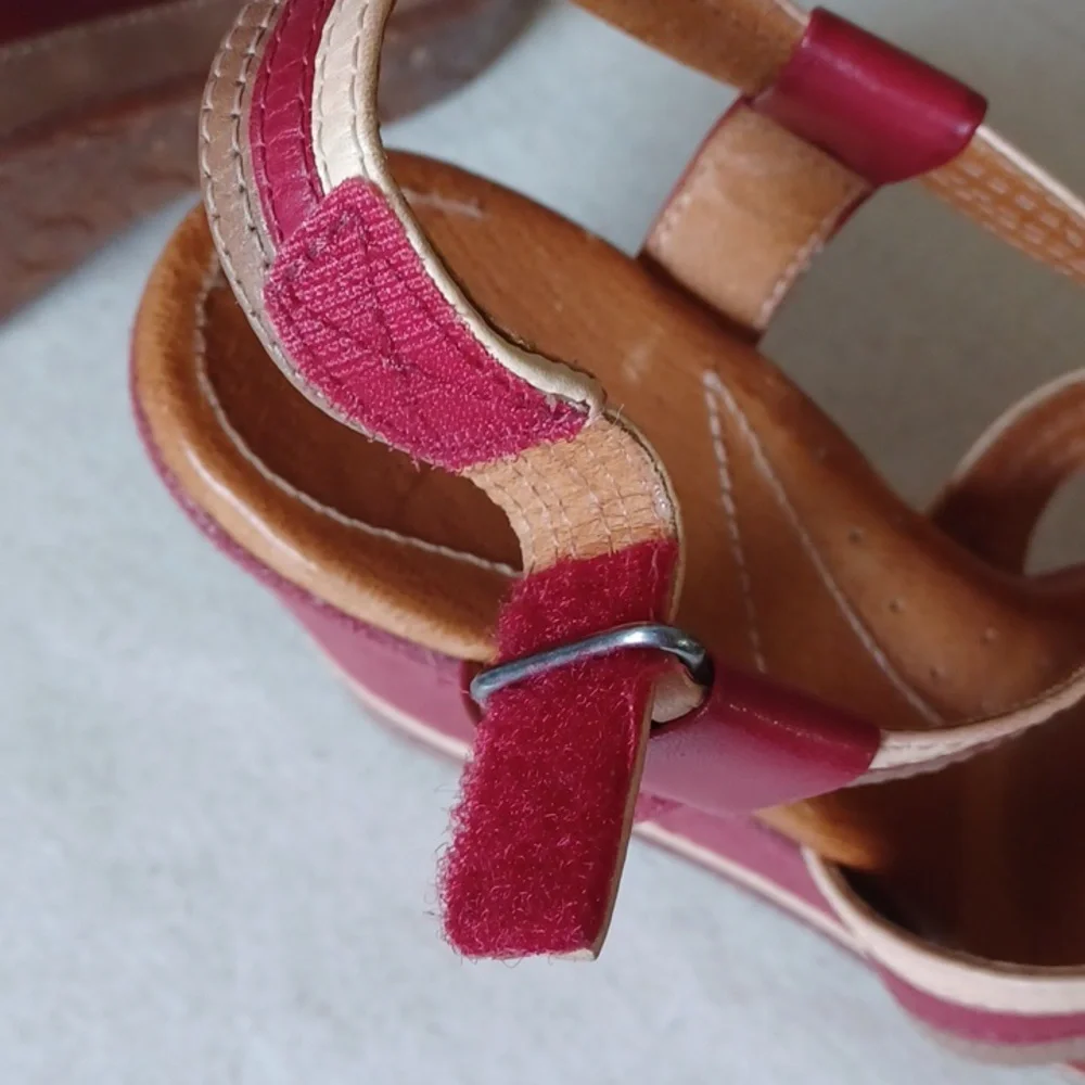 Naya - Elise Leather Platform Wedge Sandals Red Tan Cream W-7.5. EUC
